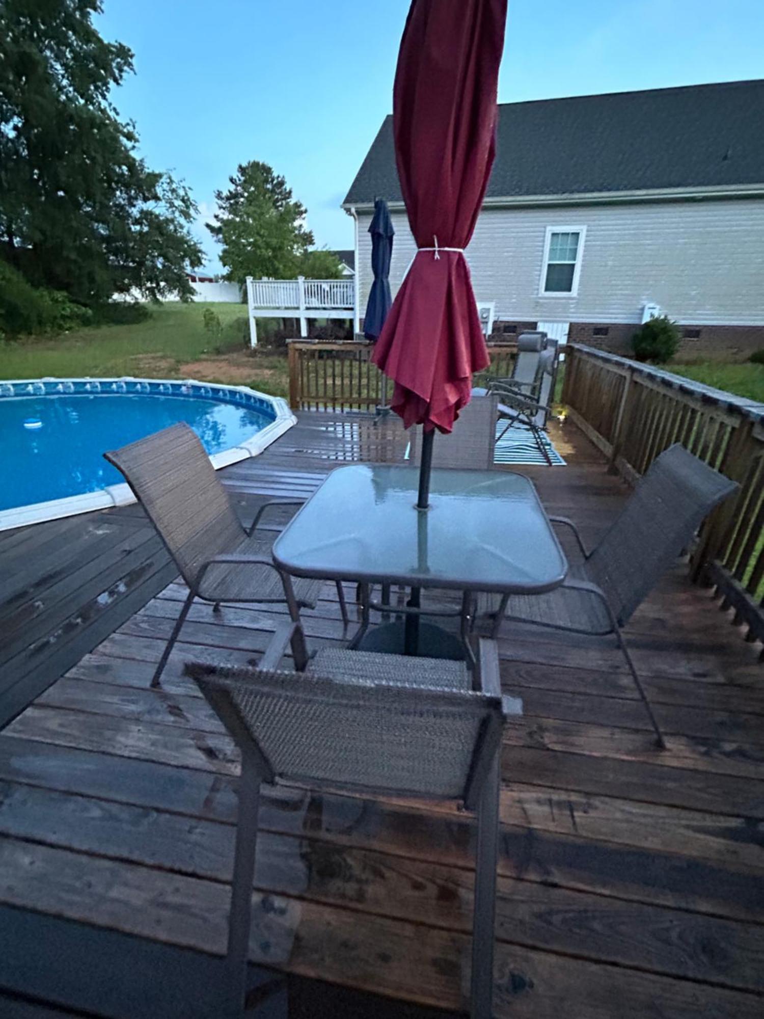 Home Away From Home With Pool Rocky Mount Exteriér fotografie