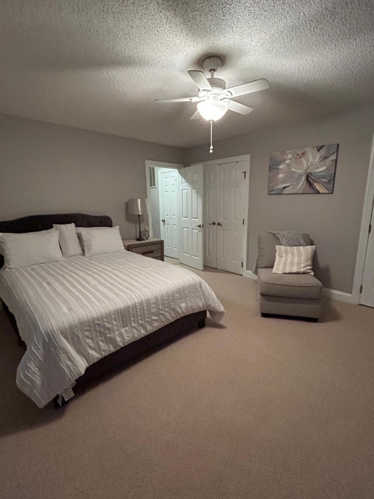 Home Away From Home With Pool Rocky Mount Exteriér fotografie