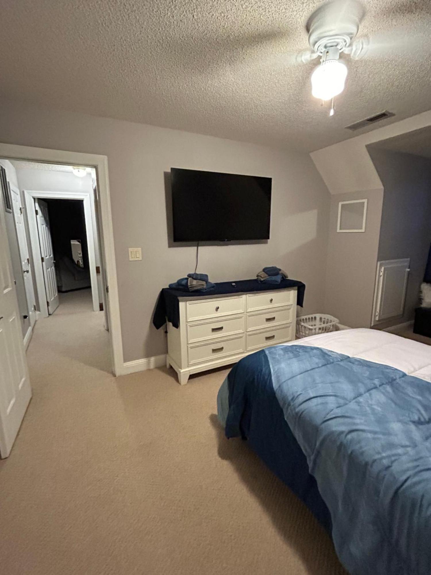 Home Away From Home With Pool Rocky Mount Exteriér fotografie